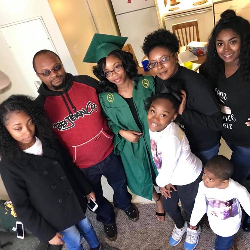 Meet your Posher, Yolanda